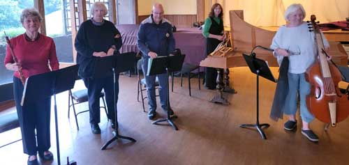 Divertimenti April 2022